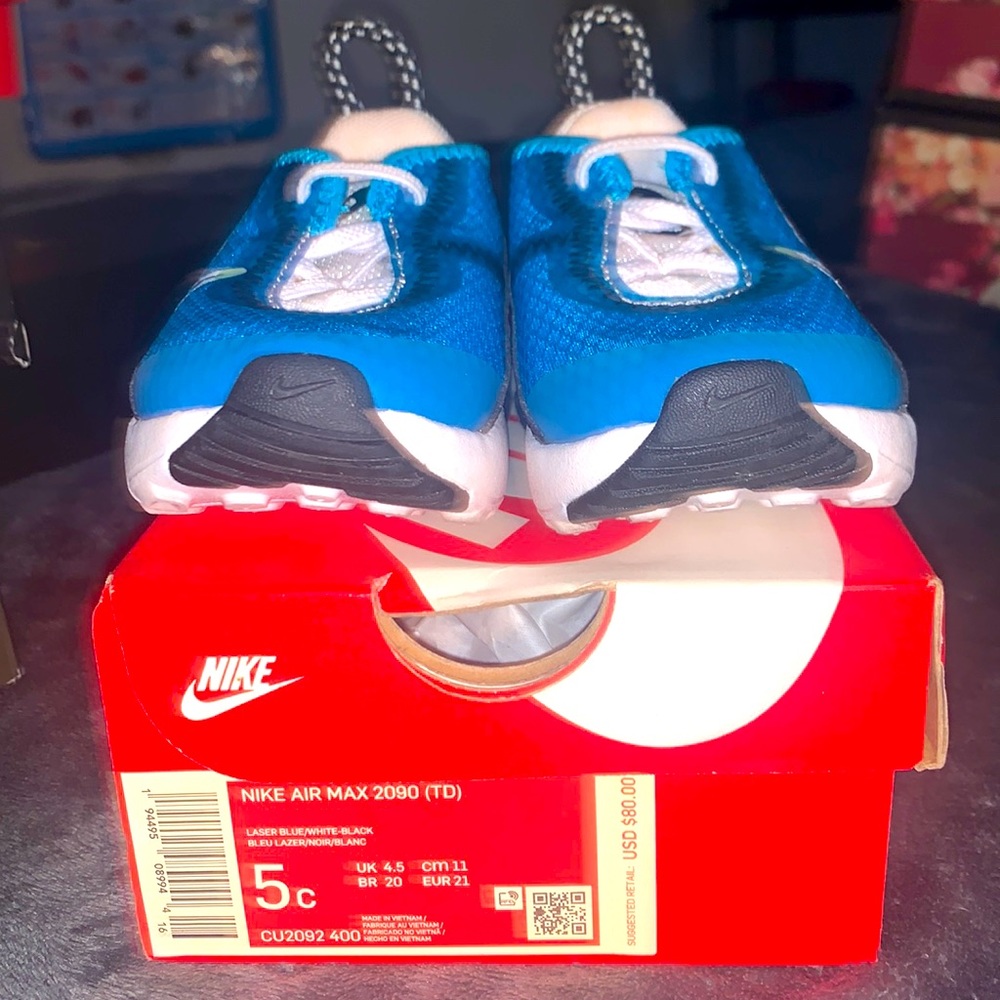 Nike Sneakers size 5c